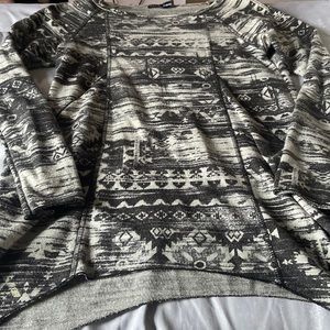 long sleeve sweatshirt